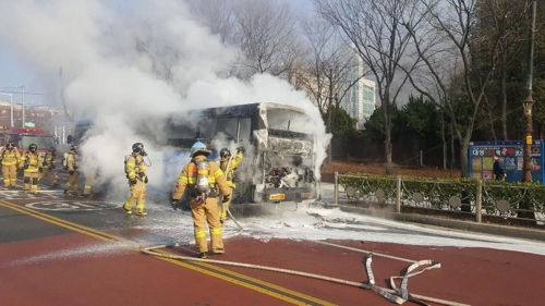 인천시내 달리던 시내버스서 불.jpg