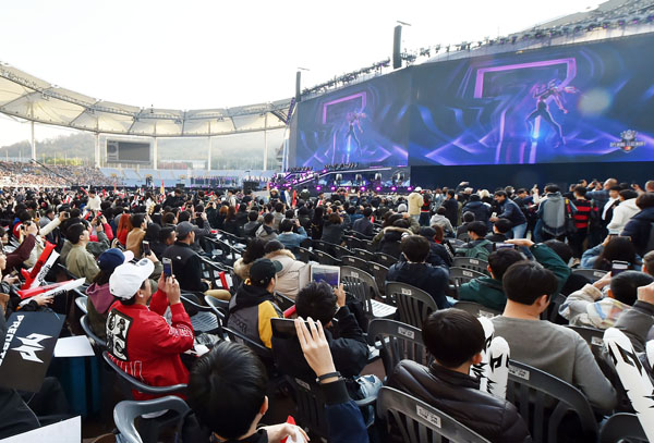 인천시는 2018년 11월 3일 세계 프로 e스포츠 중 최고의 빅 이벤트인 '2018 리그 오브 레전드 월드 챔피언십 결승전'을 개최했다. /사진 = 인천시 제공