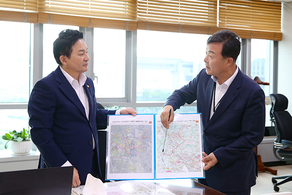 김성제 시장이 원희룡 국토부 장관을 만나 주요현안을 건의했다.