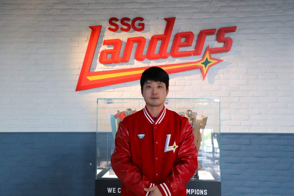 프로야구 SSG랜더스, 베테랑 내야수 <b>김성현 플레잉코치 선임</b>