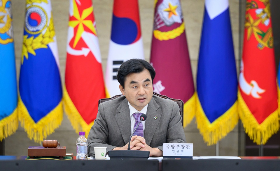 안규백 국방 탄핵 국회 청원, 닷새만에 10만 명 훌쩍