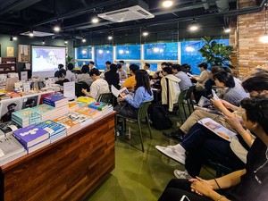 AI코믹스 운영사 포켓메모리, 'AI만화 창작 워크숍' 성료 - 뉴스 썸네일 이미지