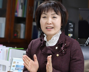 김미경 연천군의회 의장 신년인터뷰