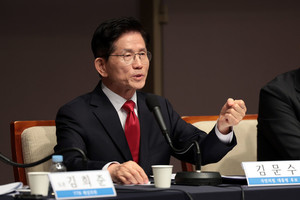 "이 판은 <b>난장판</b>" 울분 토한 김문수