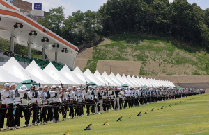 팽팽히 당겨진 승부