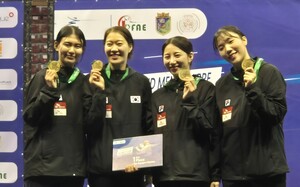 안산시청 김정미·서지연, FIE 사브르 월드컵 우승